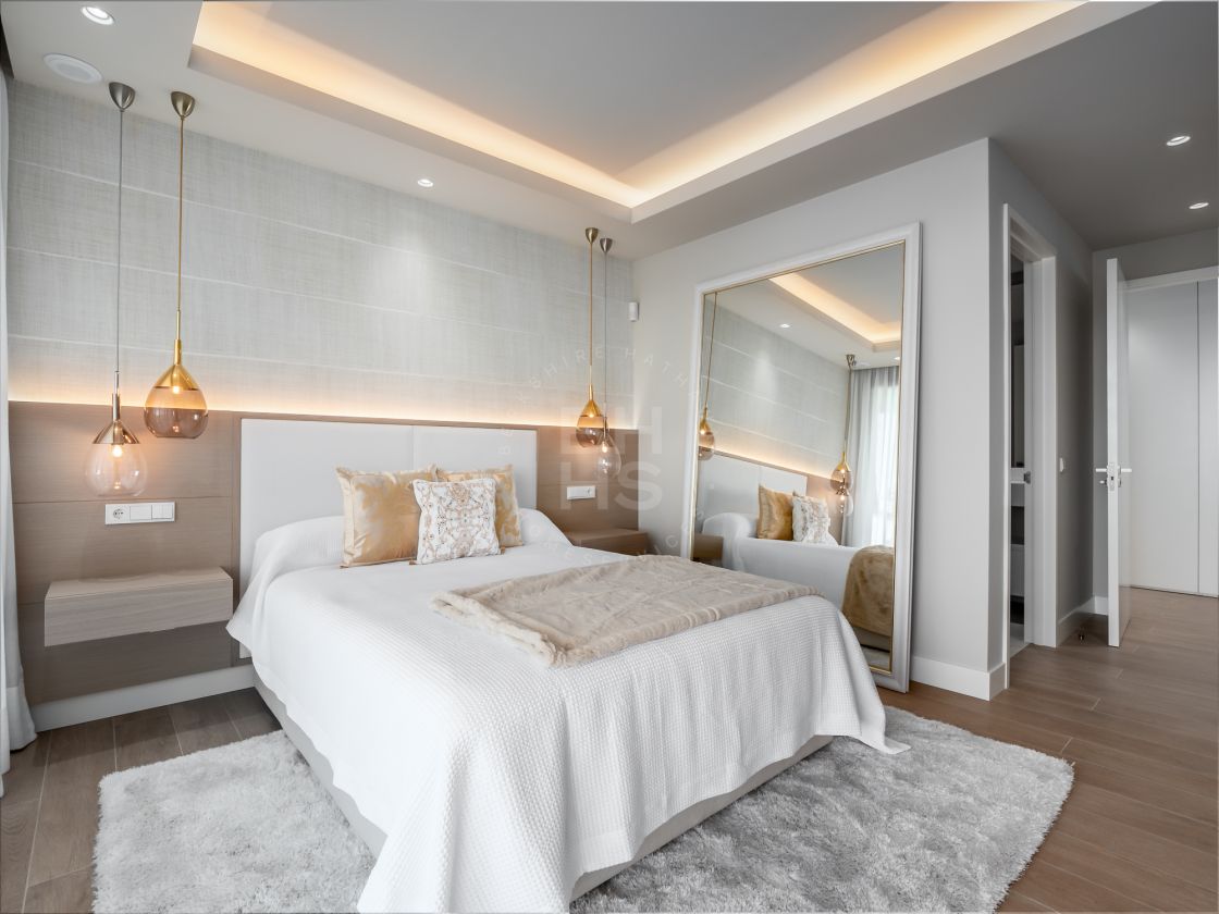 Outstanding brand-new south-facing villa with great sea views close to all amenities on the New Golden Mile
