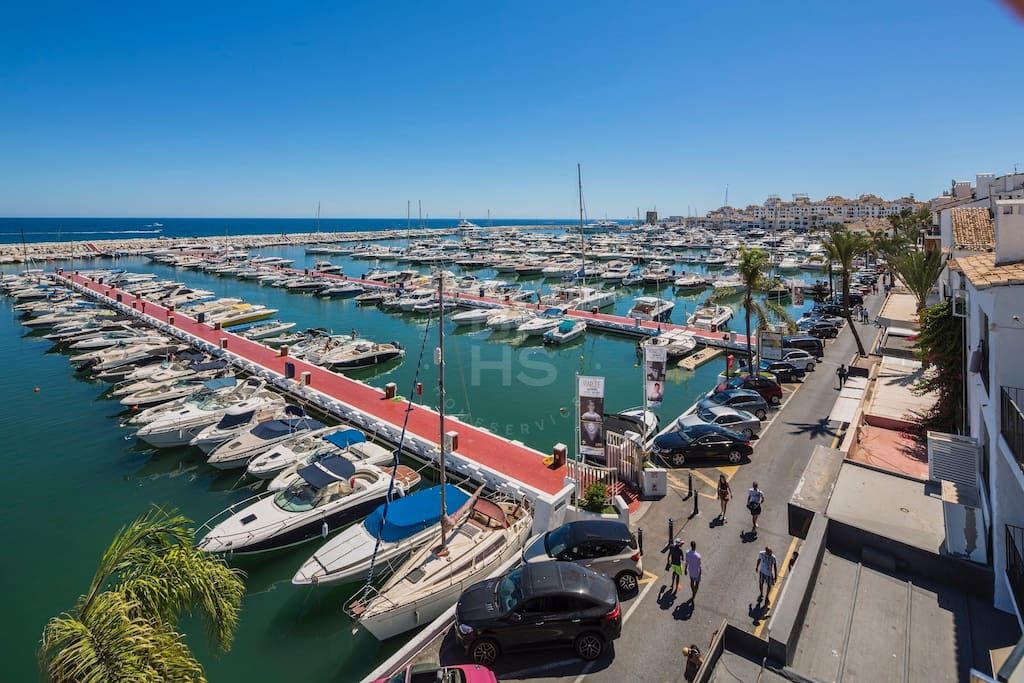 Penthouses for sale in Marbella - Puerto Banus