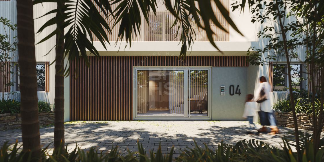 Contemporary apartment with a private garden in Colinas de Limonar, Malaga East