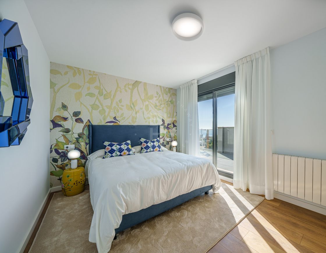Ground floor apartment in a modern residential complex situated in an exclusive area of El Limonar