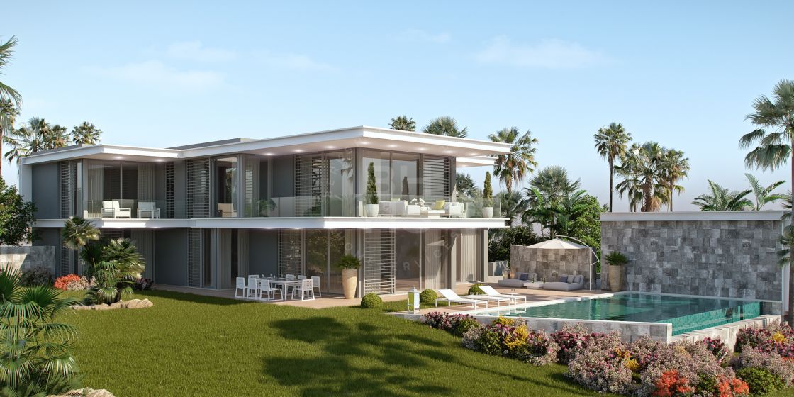 Off-plan luxury villa with golf and sea views in a quiet location in East Marbella