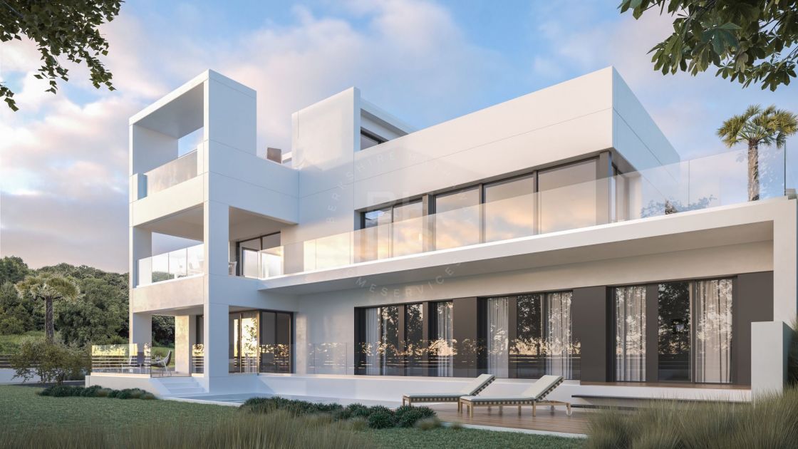 Plot with project to build a luxury villa with sea views in one of the last available development sites in Benalmádena