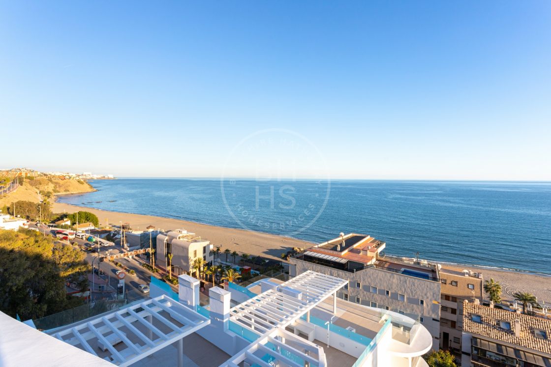 Brand-new penthouse apartment situated next to the sea