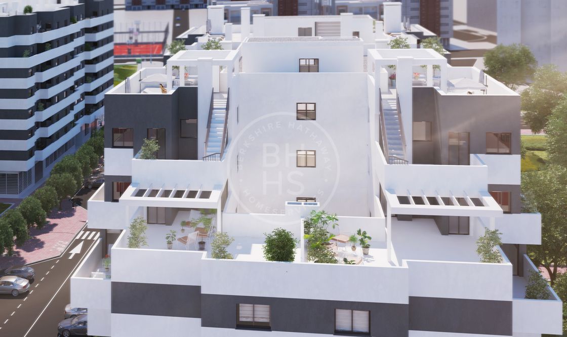 Off-plan apartment with communal swimming pool on the roof in Estepona centre
