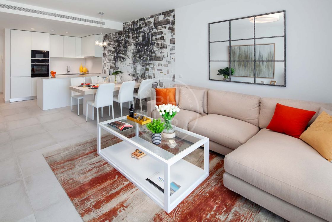 Brand-new 3-bedroom duplex penthouse in a new development on the New Golden Mile