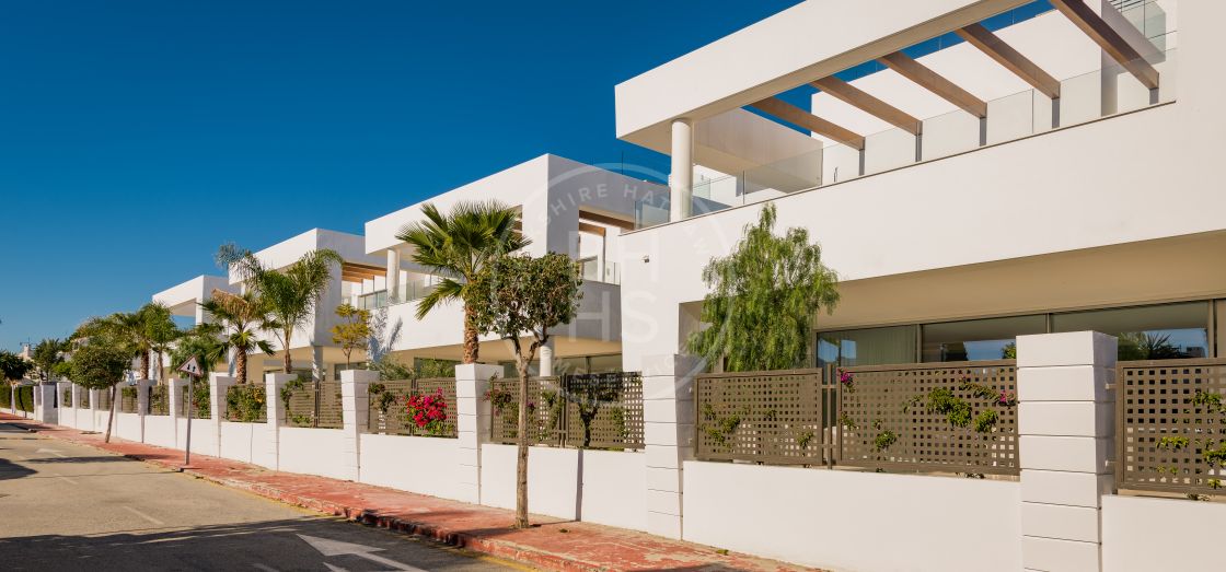 Exclusive beachside contemporary villas next to the new San Pedro Boulevard