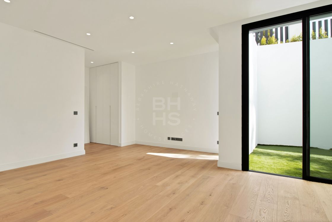 Exquisite off-plan villa in a prestigious residential area o Marbella’s Golden Mile