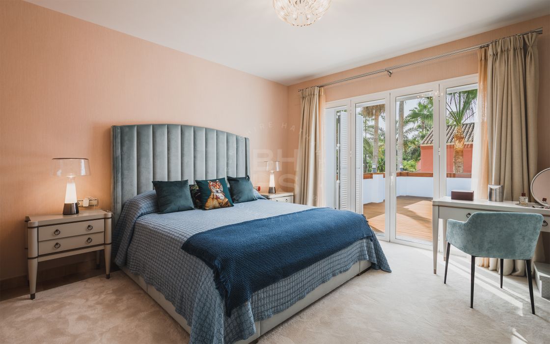 Exclusive 4-bedroom villa in Las Mimosas, Puerto Banús