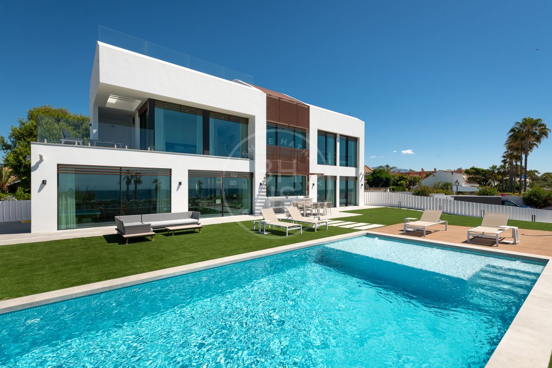 Brand-new beachfront villa on the New Golden Mile