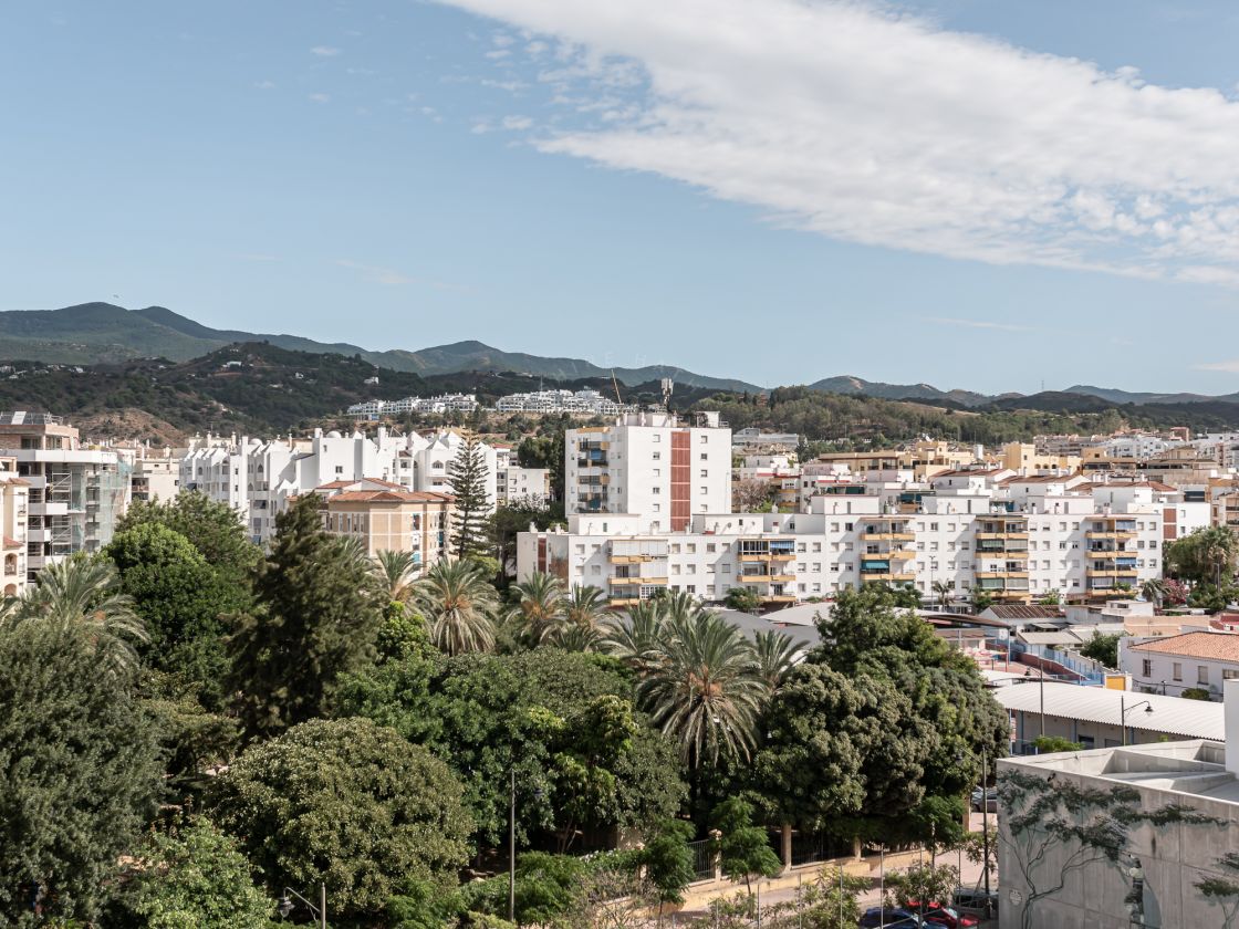 Modern apartment in a brand-new building in the heart of Estepona