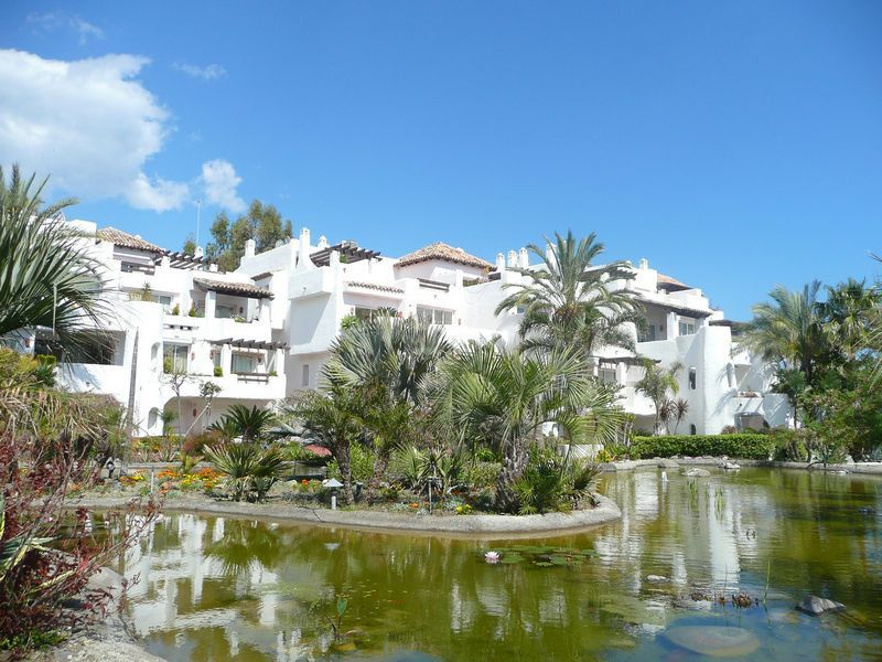 Stunning beachfront duplex penthouse in Ventura del Mar, one of the most prestigious complexes in Puerto Banús