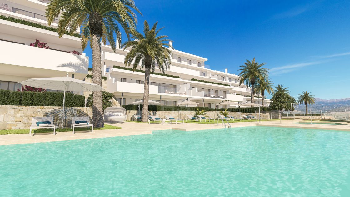 Spectacular off-plan first-floor apartment located between Sotogrande and Marbella