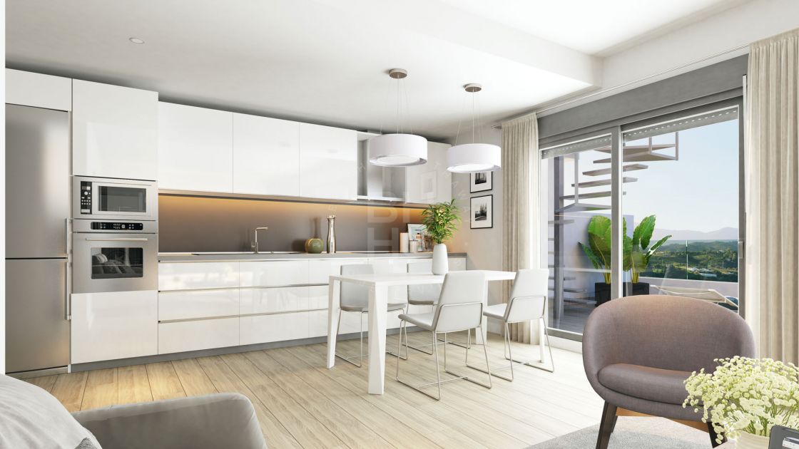 Ground-floor apartment walking distance to well-known golf courses on the New Golden Mile, Estepona