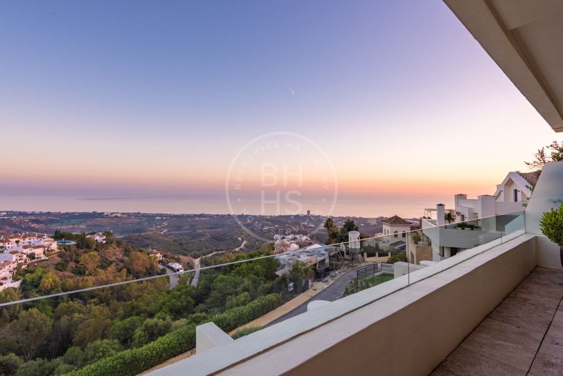 Exclusive property: Outstanding duplex penthouse with panoramic views to the Mediterranean sea, Gibraltar and Africa in Los Monteros Hill Club.