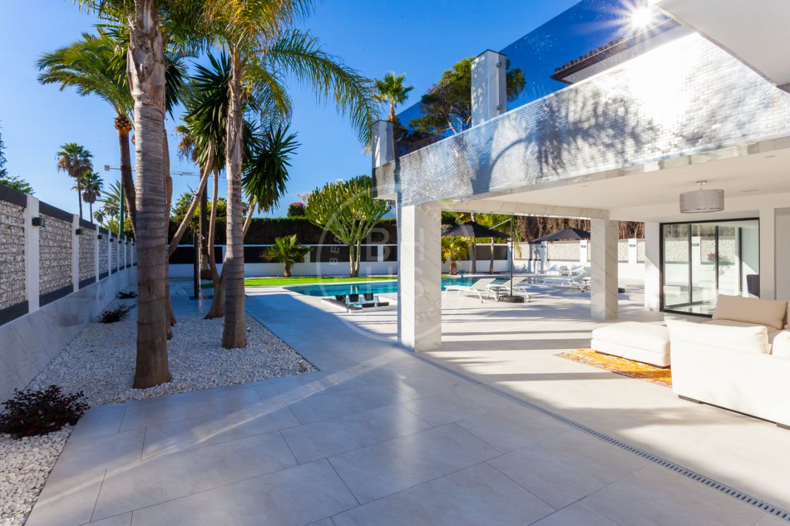 Impressive southwest-facing fully renovated beachside villa, 50-meters from La Cabane, Los Monteros Playa.