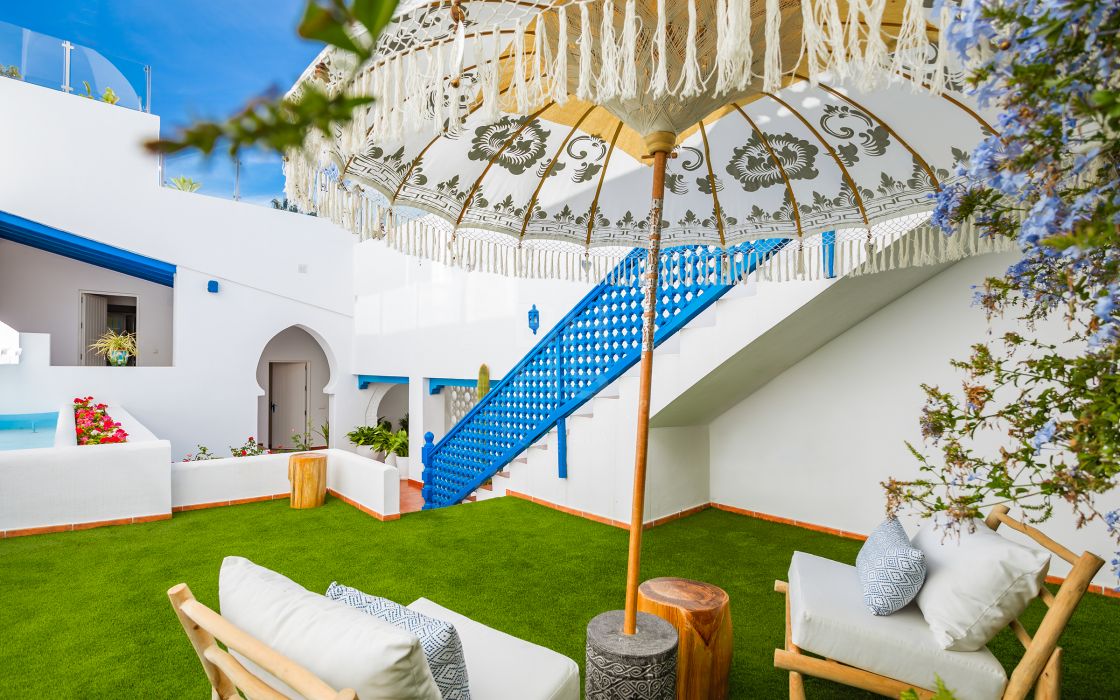 Exquisite Moorish-Inspired Villa, Nestled in Marbella's Prime Beachfront Oasis on The Golden Mile.
