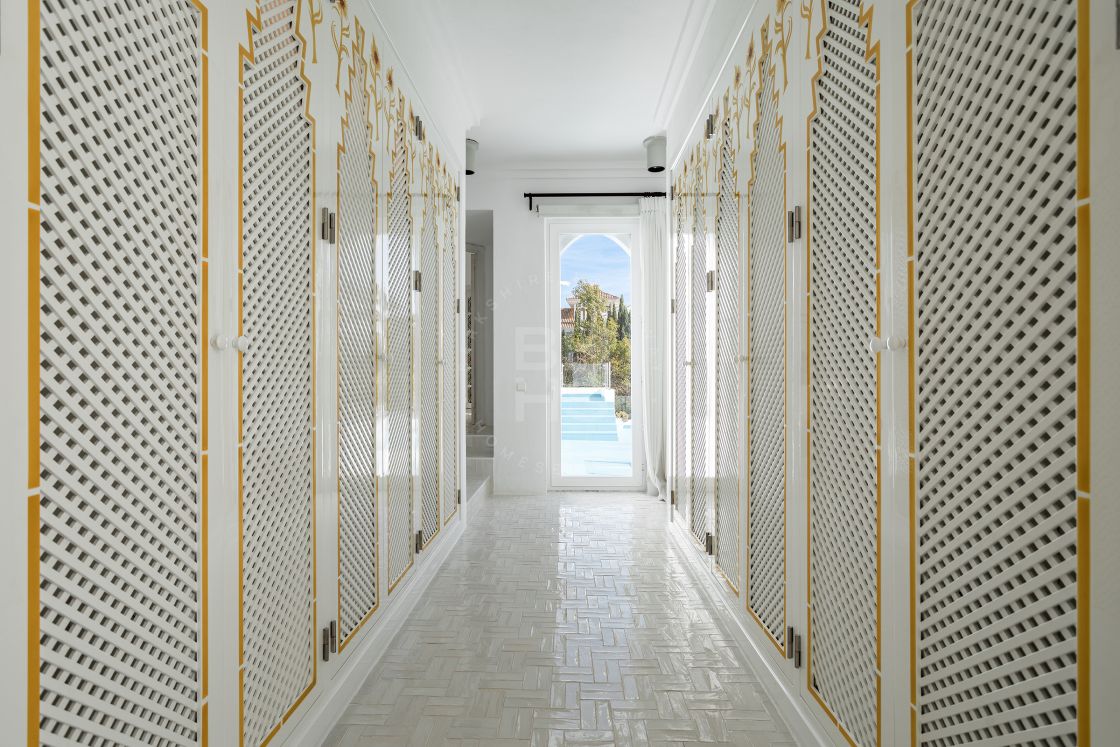 Exquisite Moorish-Inspired Villa, Nestled in Marbella's Prime Beachfront Oasis on The Golden Mile.