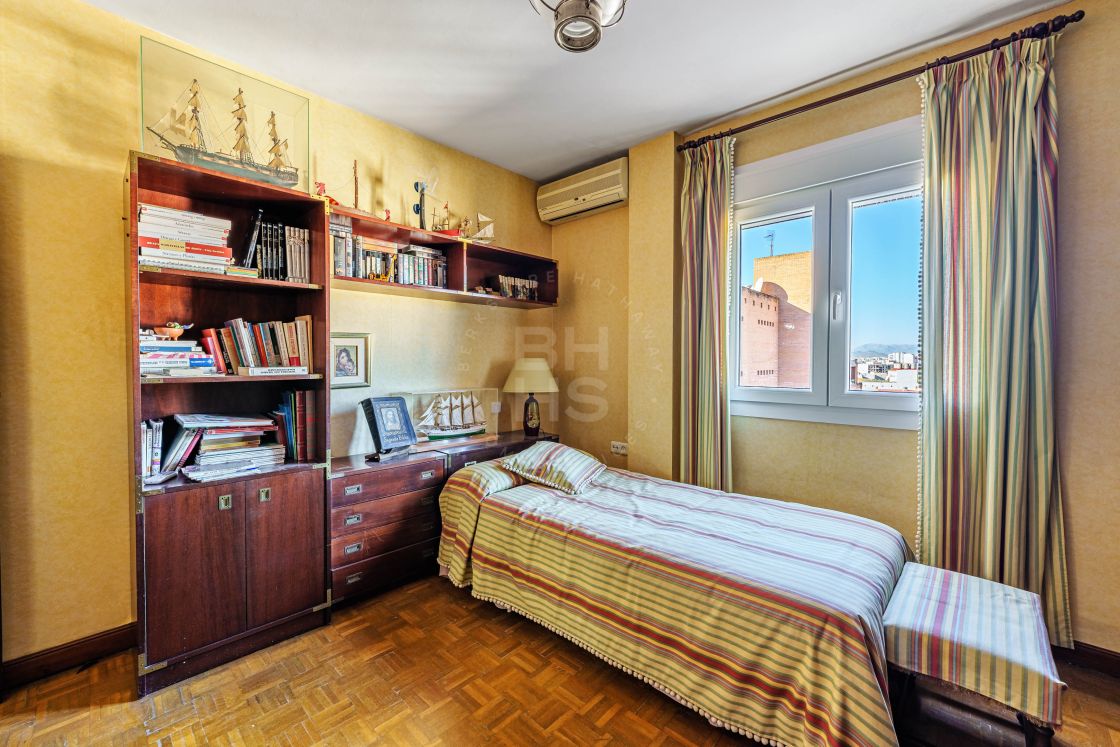 Magnífico piso con terrazas y preciosas vistas en una zona privilegiada de Málaga, cerca del centro histórico y de la playa