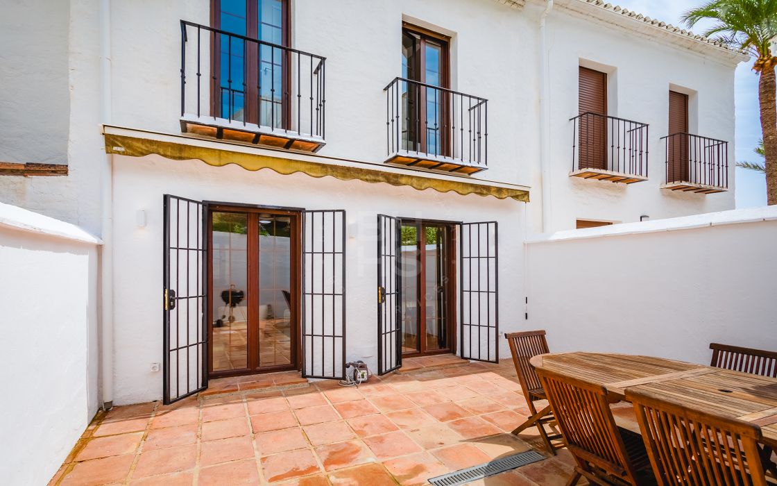Charming fully renovated house in the heart of Nueva Andalucía