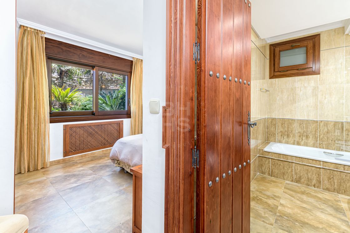Spectacular estate with breathtaking panoramic country views in Antequera