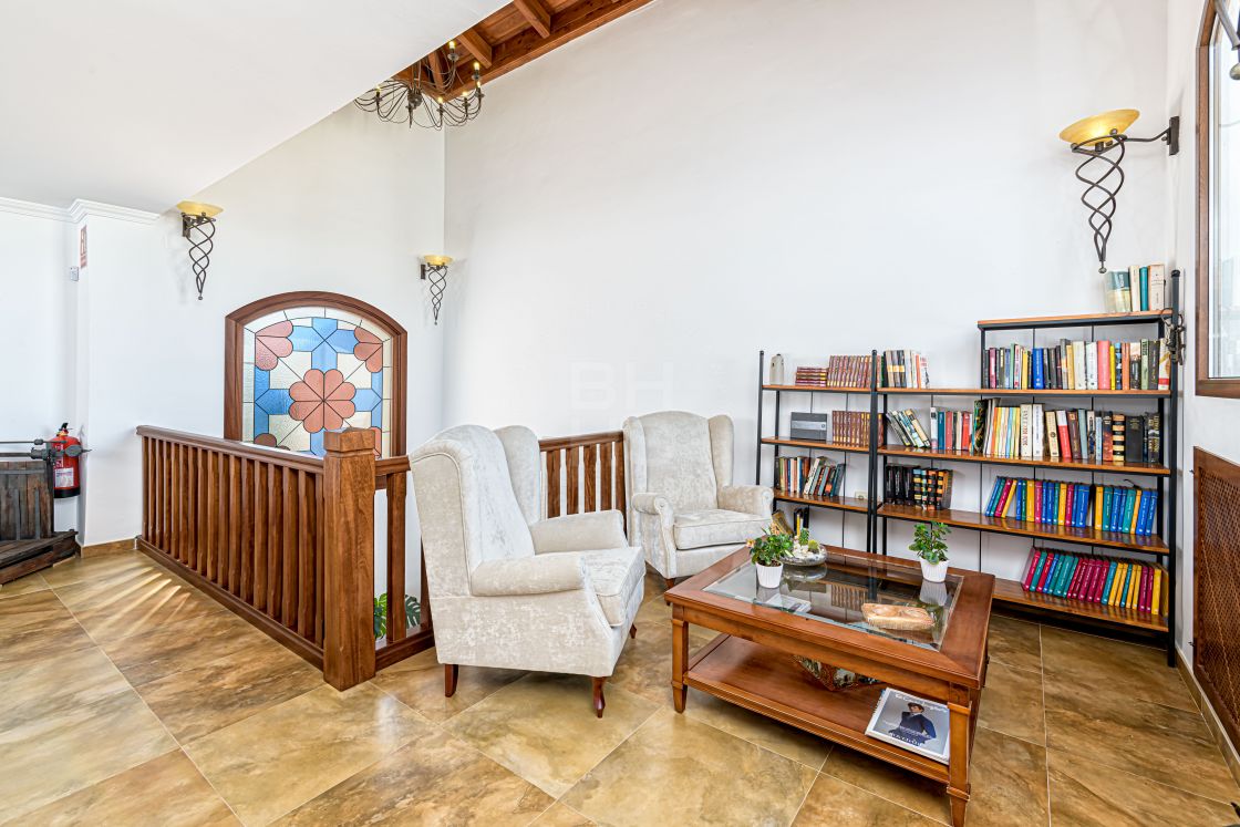 Spectacular estate with breathtaking panoramic country views in Antequera