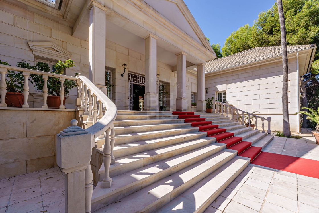 Majestic Neoclassical palace with panoramic views in Malaga East