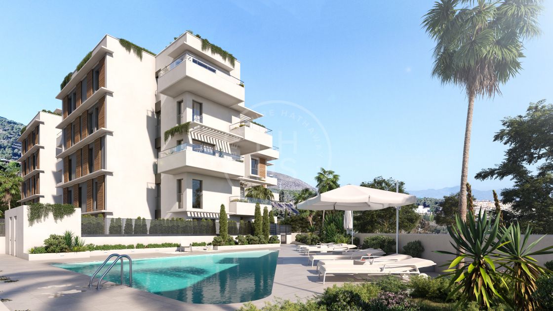 4-bedroom apartment in a contemporary off-plan complex with sea and mountain views in Torremolinos, Malaga