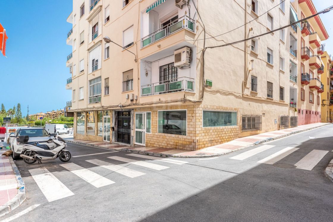Huge commercial premises in a privileged location on the boulevard of San Pedro de Alcántara