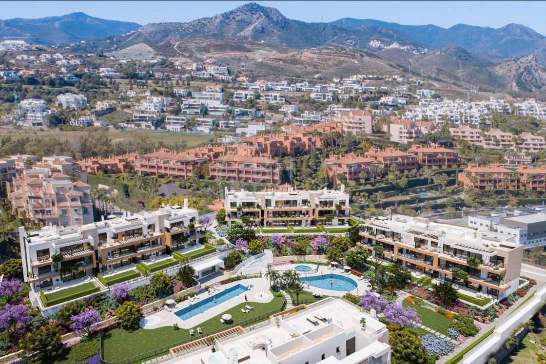 Investment opportunity: 1-bedroom off-plan apartment next to the beach in Estepona