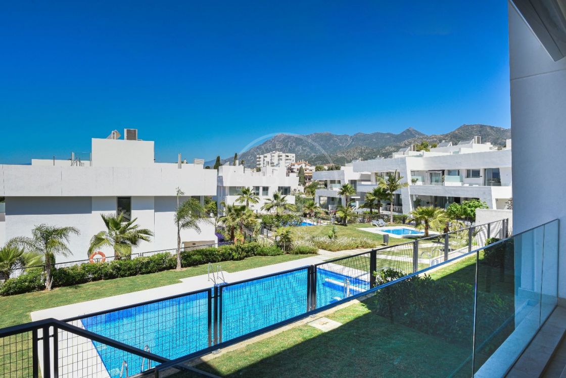 Brand-new townhouse next to the future Four Seasons in Río Real, East Marbella