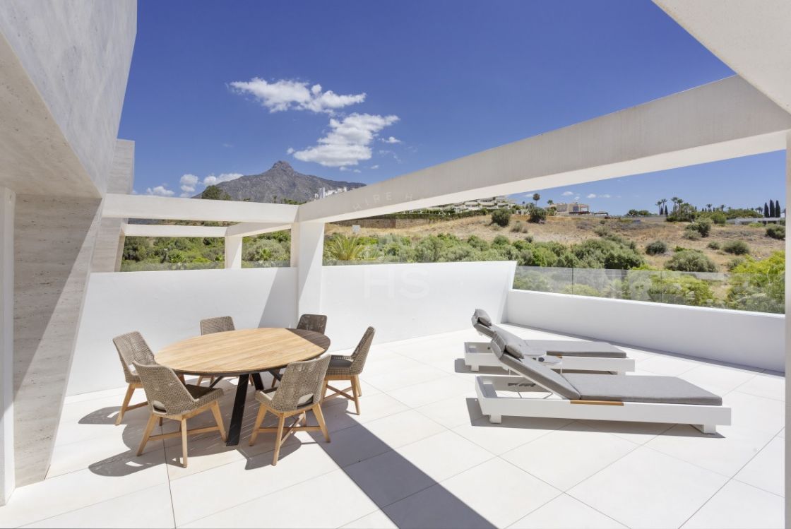Spectacular duplex penthouse in an off-plan development of 74 state-of-the-art homes on Marbella’s Golden Mile