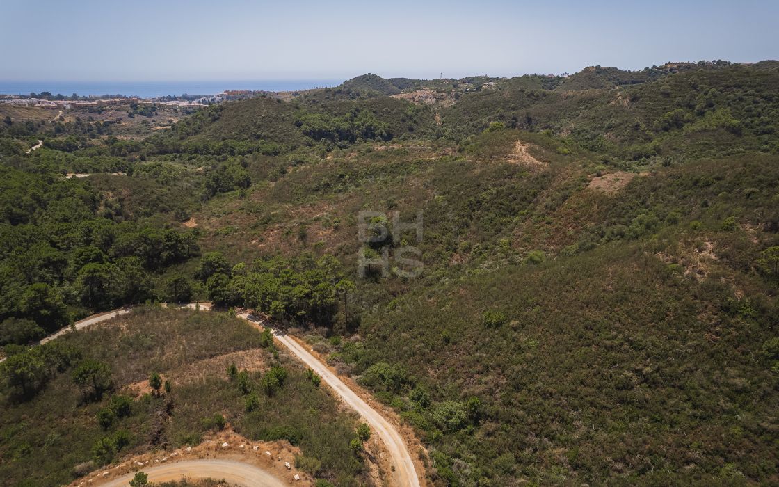 Extremely rare private estate of 40 hectares with sea and mountain views in Benahavís