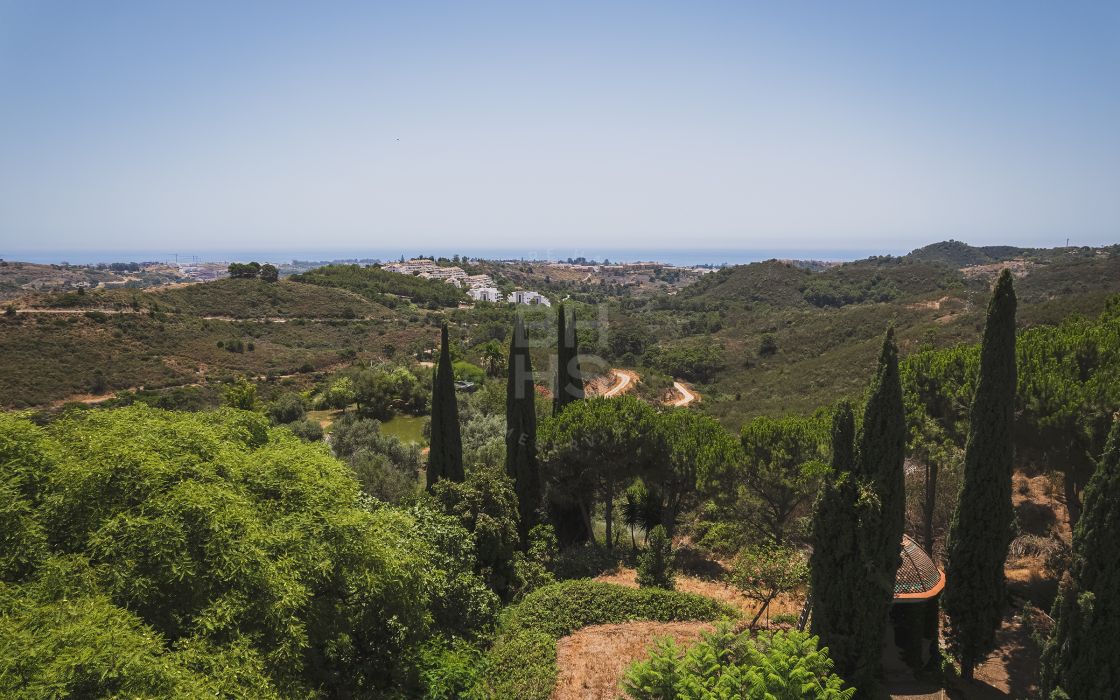 Extremely rare private estate of 40 hectares with sea and mountain views in Benahavís