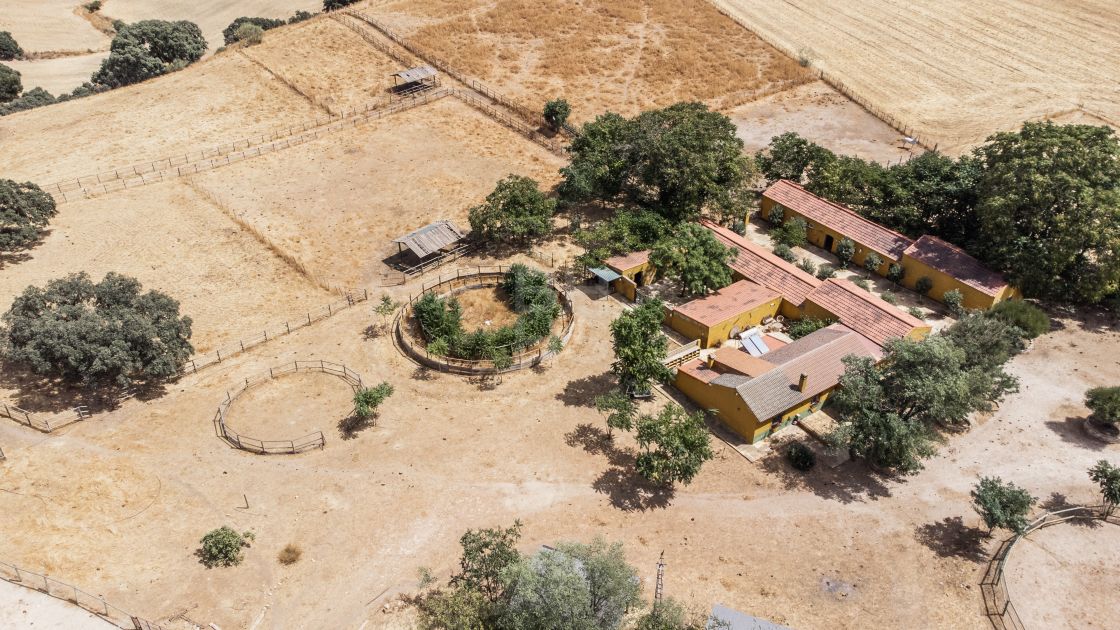 Equestrian estate with cortijo in the Grazalema and Ronda area, Andalusia