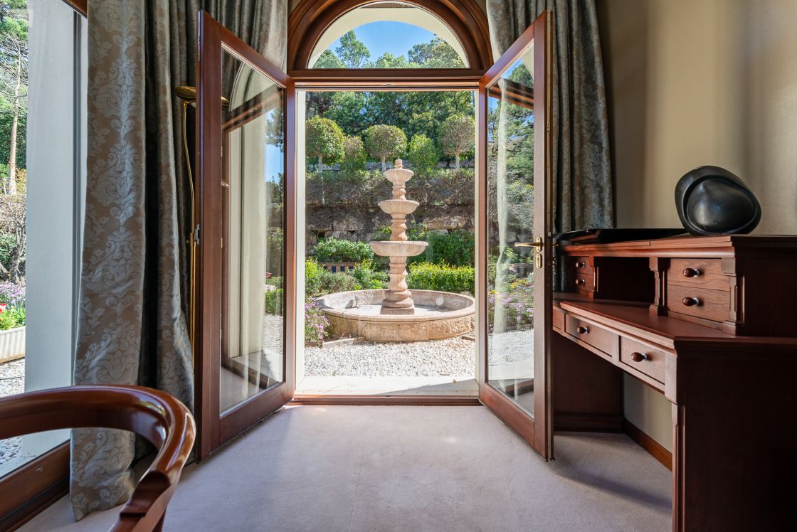 Impressive Mediterranean-style mansion in La Zagaleta, Benahavís