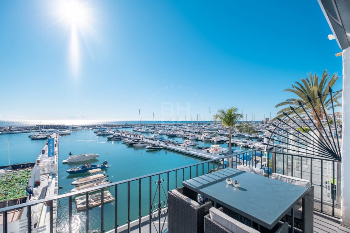 Apartments for sale in Marbella - Puerto Banus