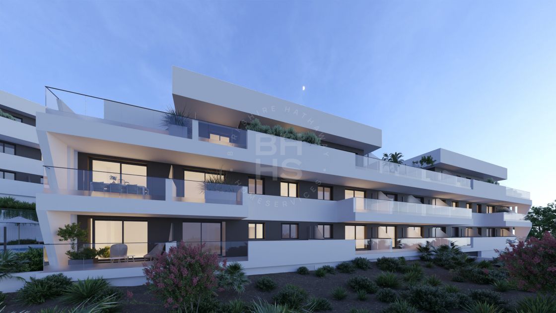 Moderno ático en un complejo residencial sobre plano situado a poca distancia de la playa en Estepona