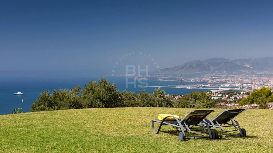 Mountain Bayview Luxury Estate