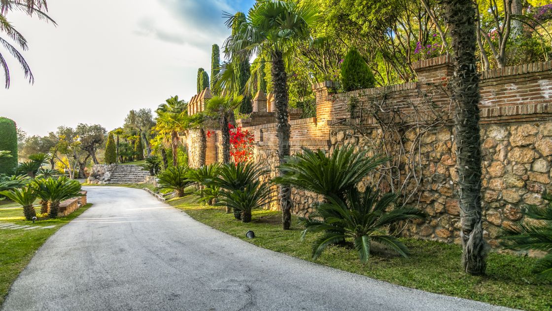Mountain Bayview Luxury Estate