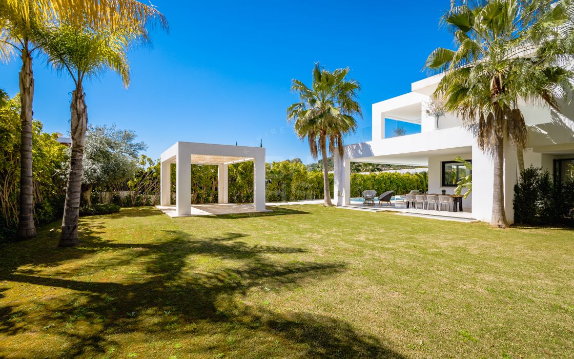 Contemporary luxury villa in a prestigious gated community within the Golf Valley.