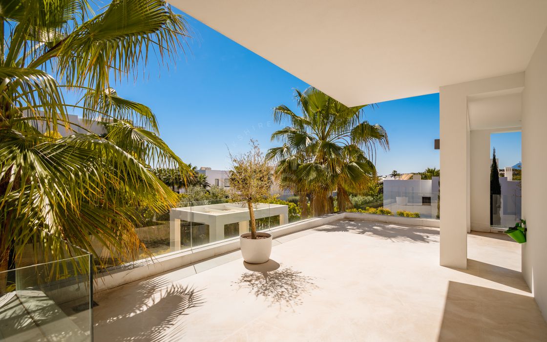 Contemporary luxury villa in a prestigious gated community within the Golf Valley.