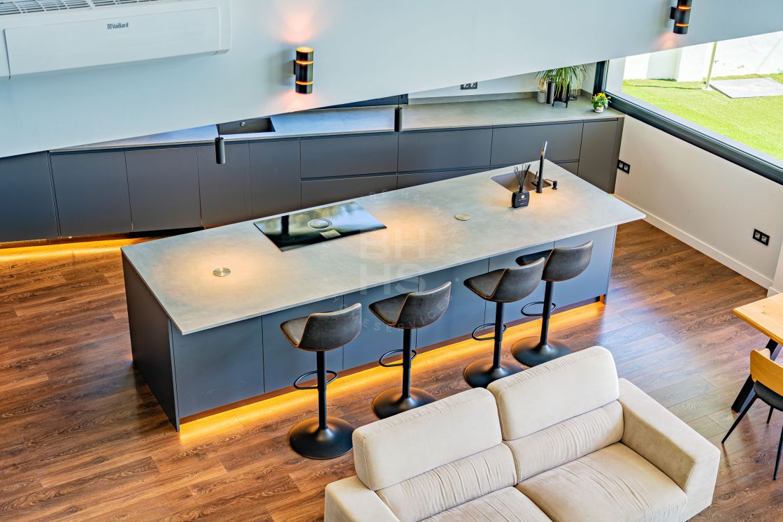 State-of-the-art villa in a sought-after location close to all amenities in Torremolinos