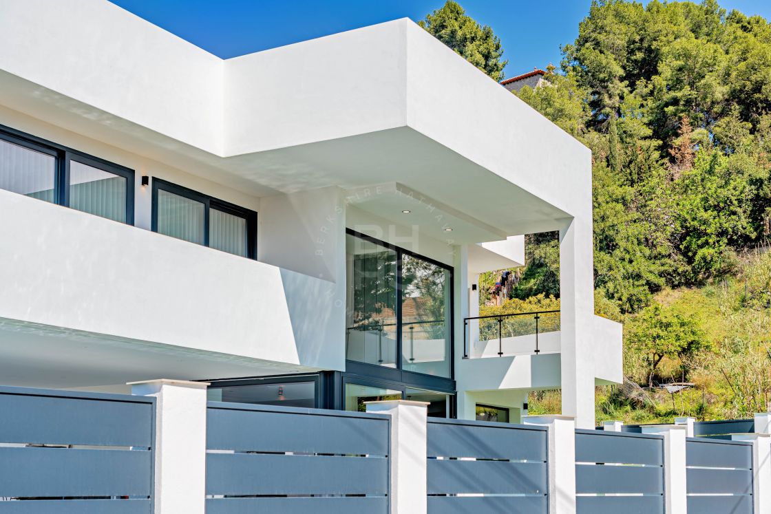 State-of-the-art villa in a sought-after location close to all amenities in Torremolinos