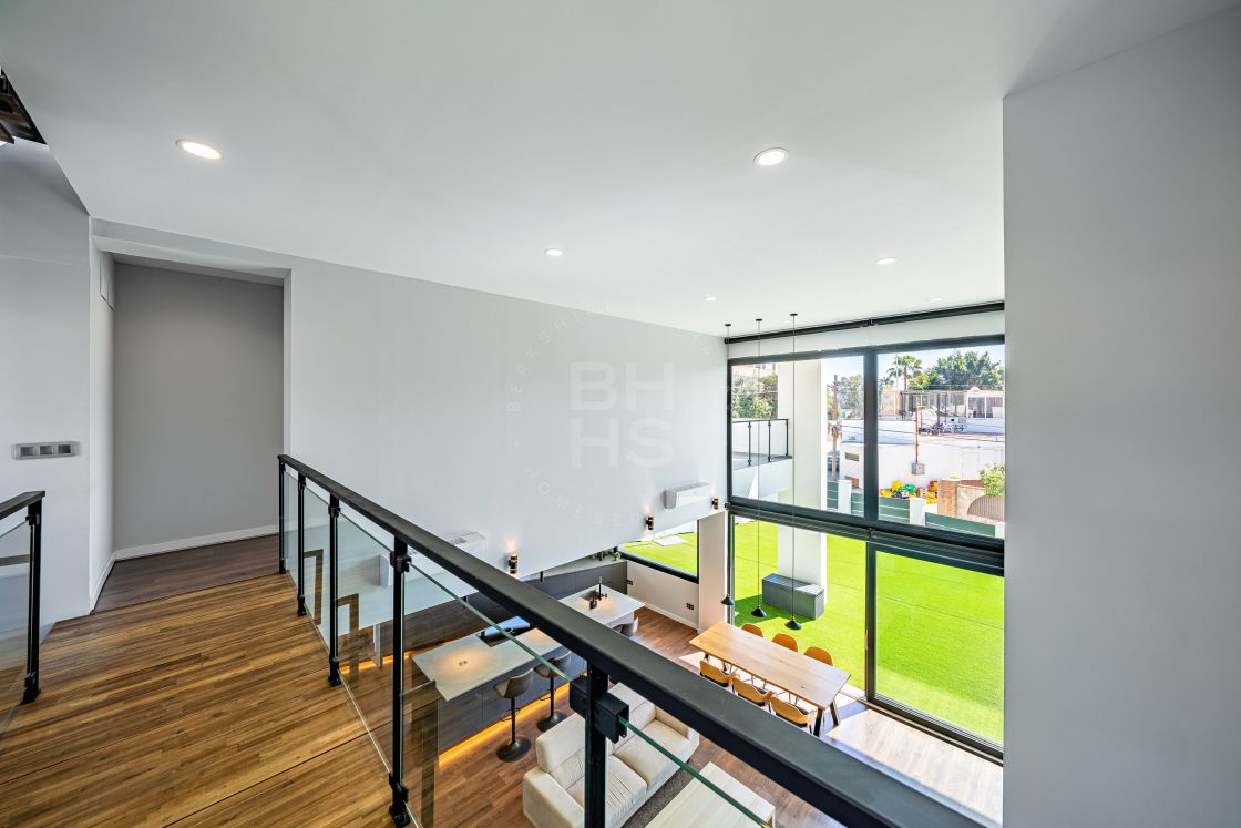 State-of-the-art villa in a sought-after location close to all amenities in Torremolinos