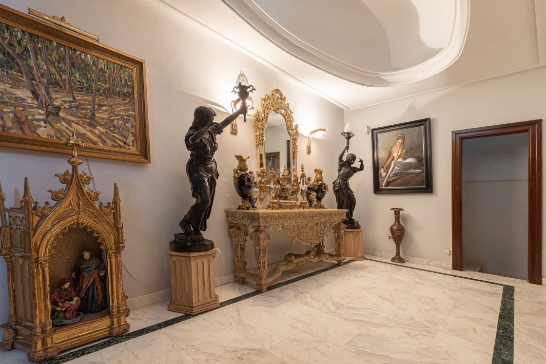 Luxurious villa with unparalleled sea views in eastern Malaga