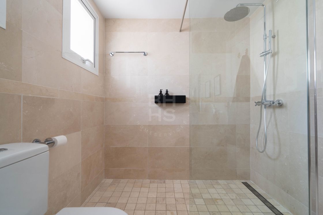 Charming apartment with open views in Las Tortugas de Aloha