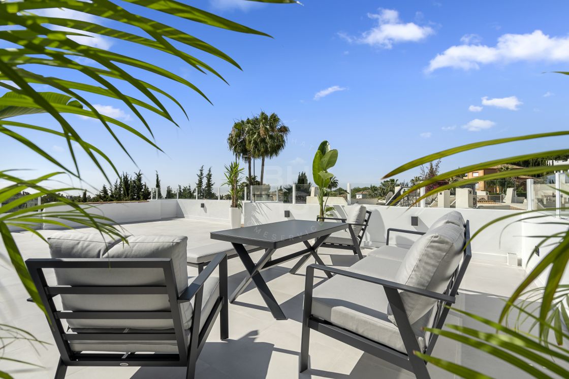 Penthouses for sale in Nueva Andalucia