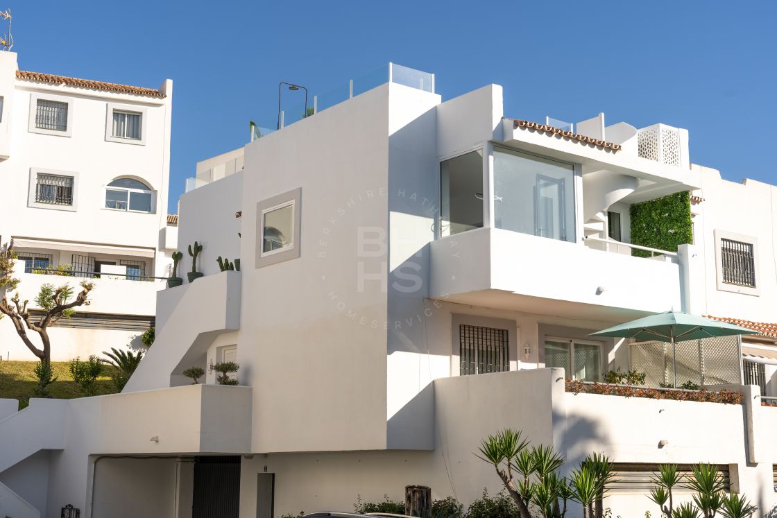 Excellent holiday home and investment opportunity - Penthouse in Balcón del Golf, Nueva Andalucía