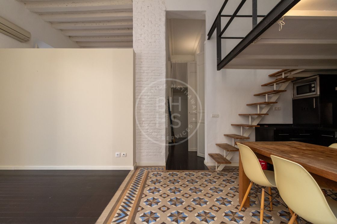 Lovely apartment with mezzanine in the centre of Malaga