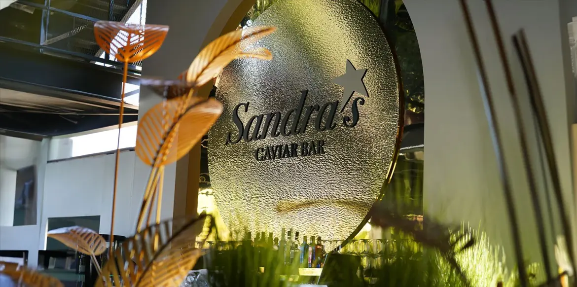 sandras caviar bar starlite